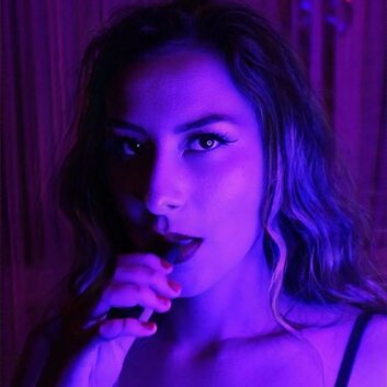 Meet Wales Singles Women