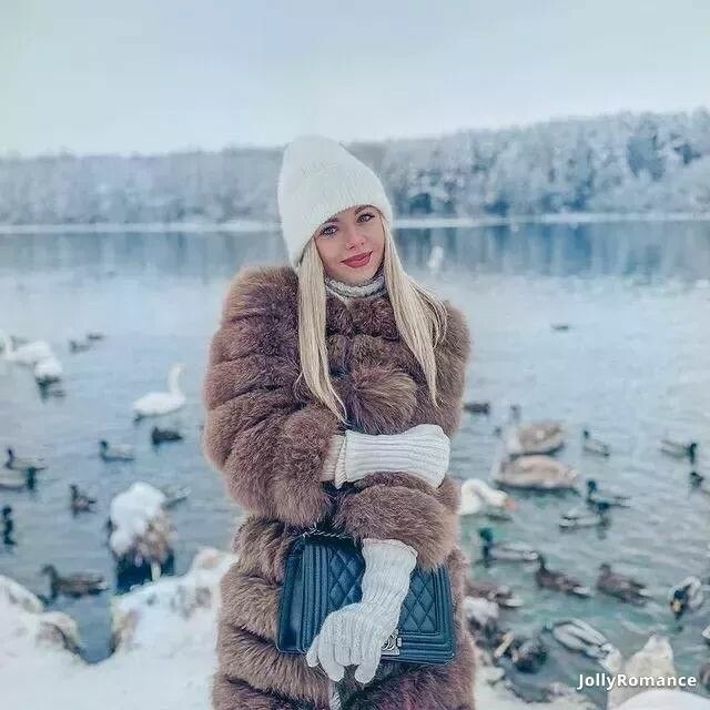 Alena Profile image 1