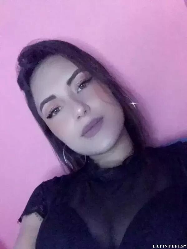 Hanlly, 25
