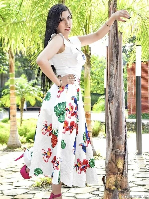 Dayana, 27