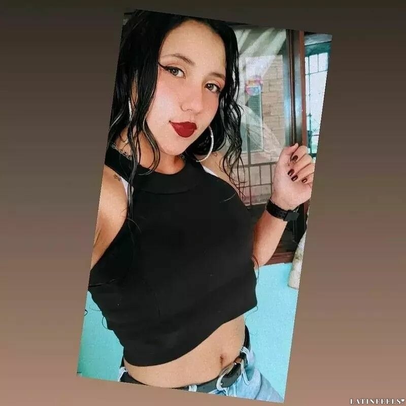 Maria, 22