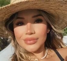 Diana, 22