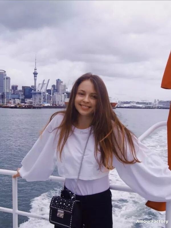 Valeryia Profile image 2